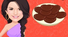 Selena Gomez Kurabiye Pişirme